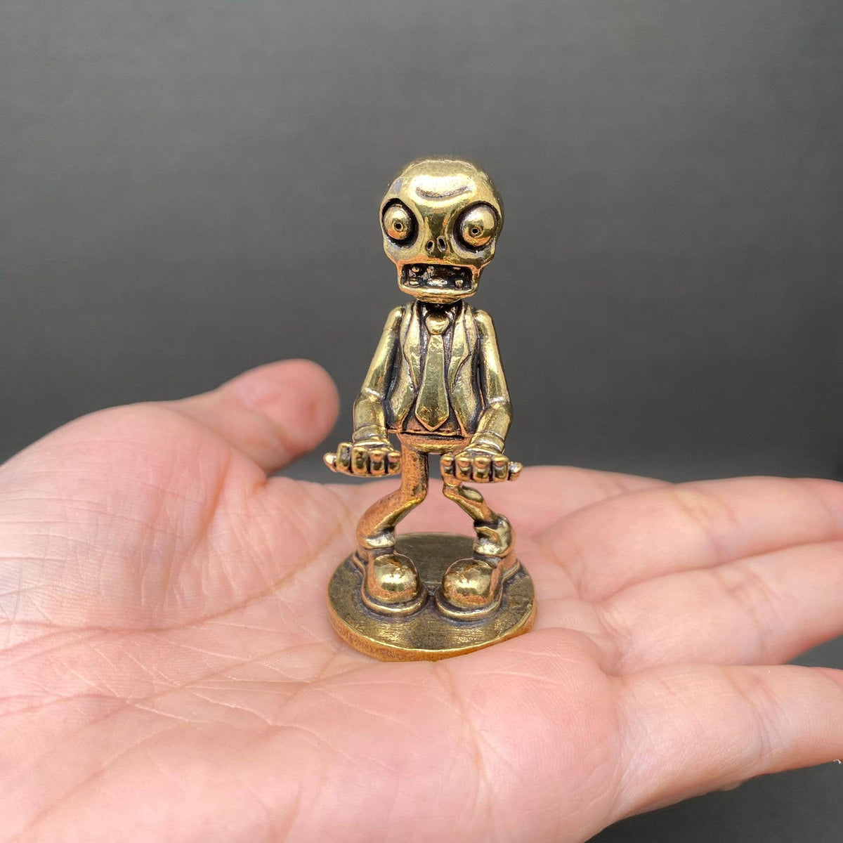Brass Zombies In Suits Crafts Decoration Desktop Ornaments
