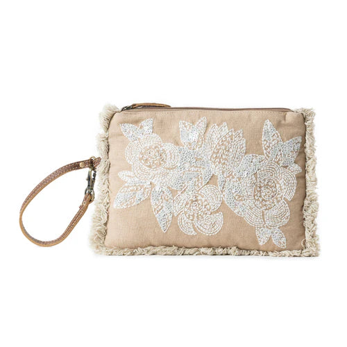 Meadow Lace Embraided Pouch in Ivory Bloom