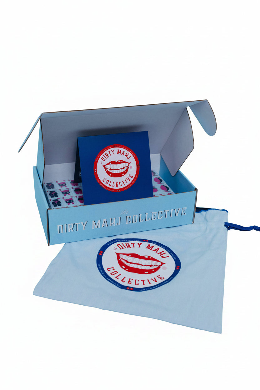 Dirty Mahjong Set Blue Tiles